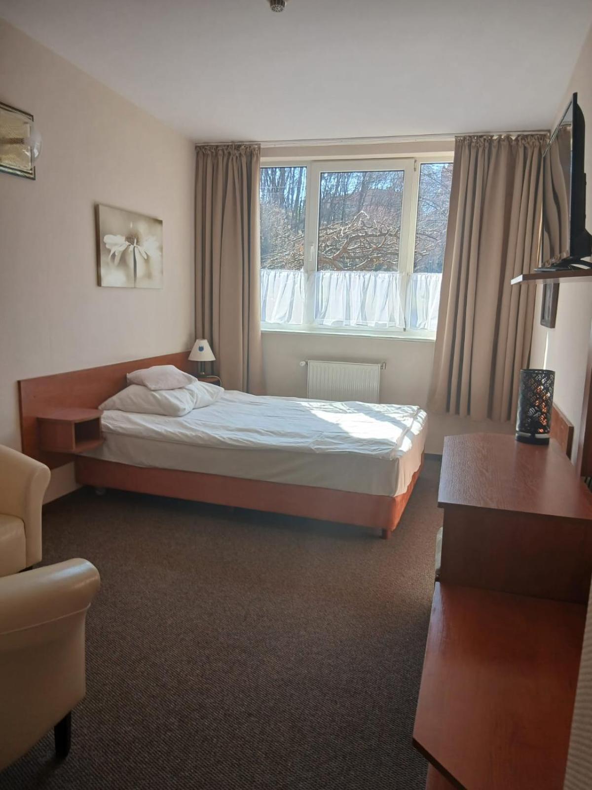 Hotel Kopernik Frombork Exterior photo